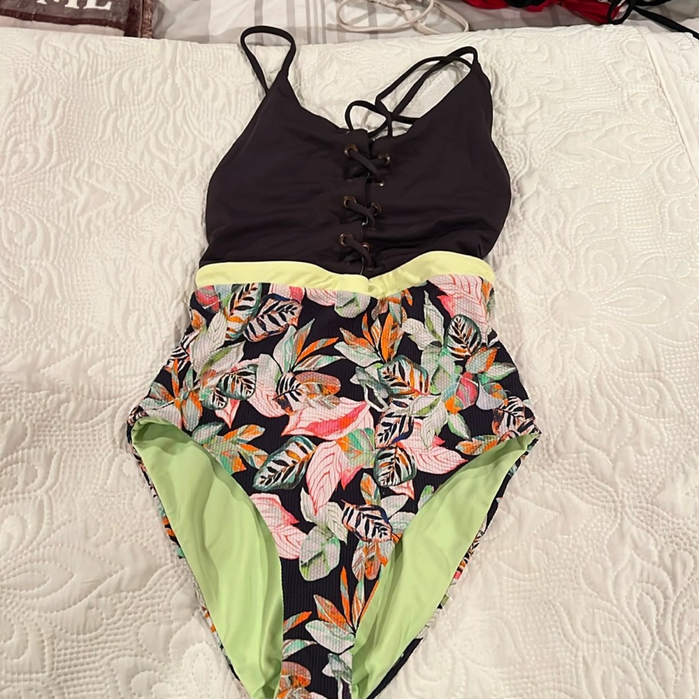 MAAJI reversible one piece swimsuit sz S